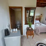 בית הארחה Saint Michel Boutique 3*