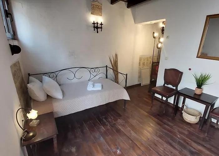 Saint Michel Boutique Rhodes City