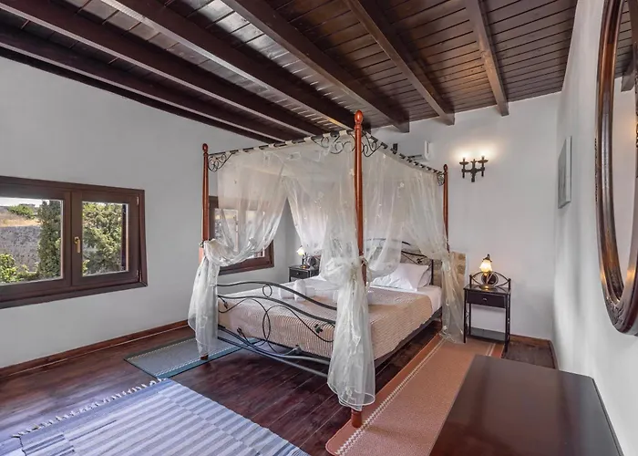 Gasthuis Saint Michel Boutique 3*