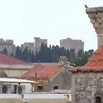 بيت ضيافة Saint Michel Boutique Rhodes City