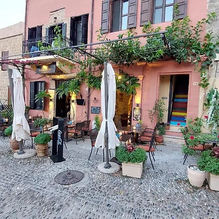Saint Michel Boutique Pensiune
