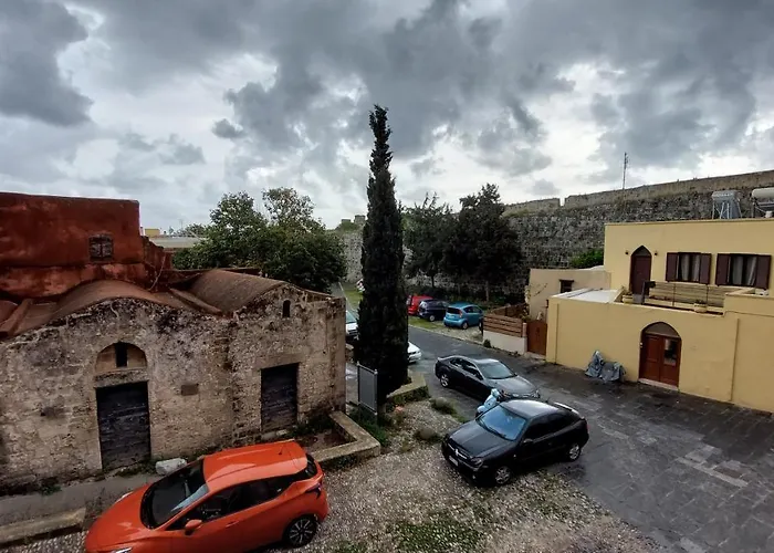 Saint Michel Boutique 3*