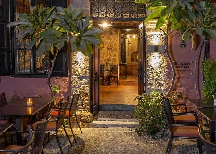 Saint Michel Boutique Konukevi 3*