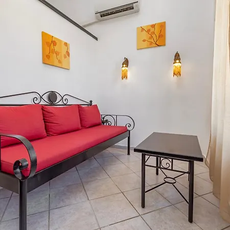 Saint Michel Boutique